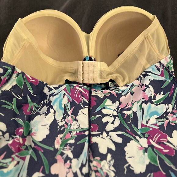 TANKINI TOP SIZE 38DDD SWIMSUITS FOR ALL - Picture 7 of 7